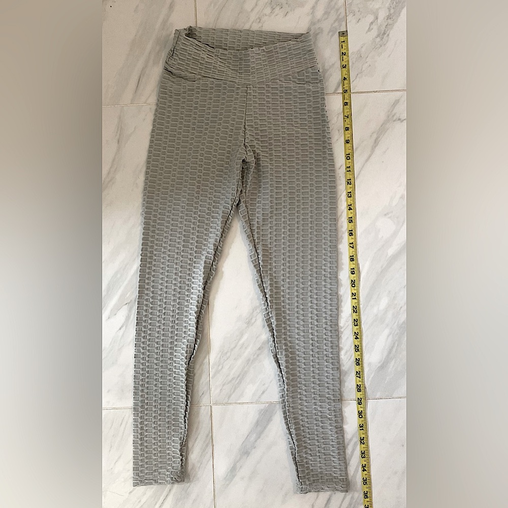 SEASUM Scrunch High Waisted Yoga/Leggings